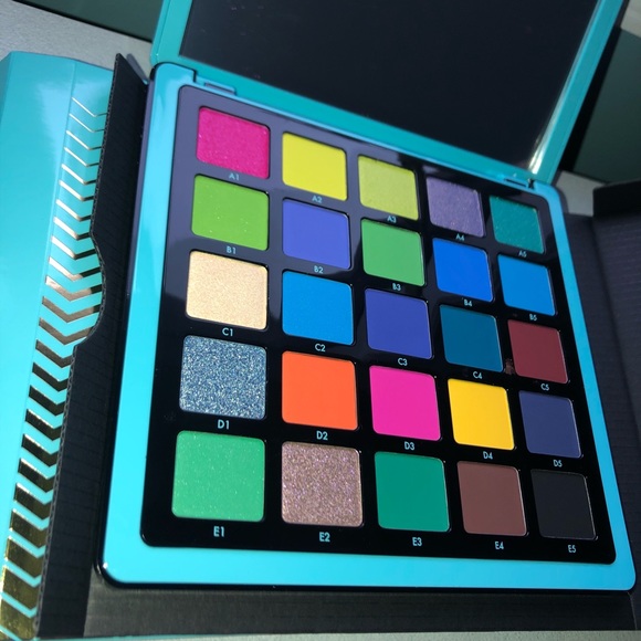 ABH Norvina Pro Eyeshadow Palette Vol 2‎ - Picture 2 of 6